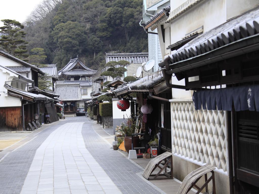 Hotel Kamogawaso Takehara Exteriör bild