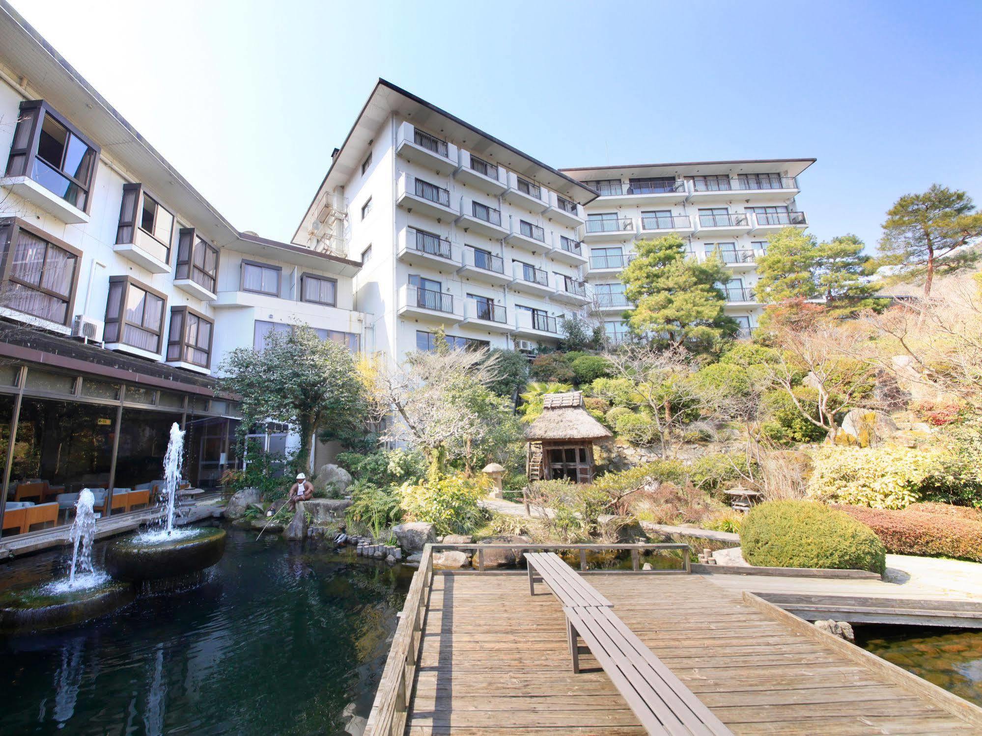 Hotel Kamogawaso Takehara Exteriör bild